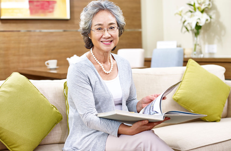 5 Reading Tips For Those With Macular Degeneration